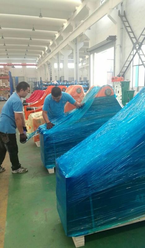 Nome:High Quality Hydraulic Hammer Hydraulic Breaker Hydraulic rock hammer Modelo:Todos os tipos,Vários materiais;42CrMo